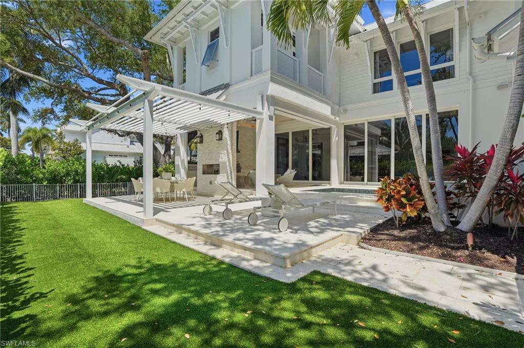 OLDE NAPLES - Residential