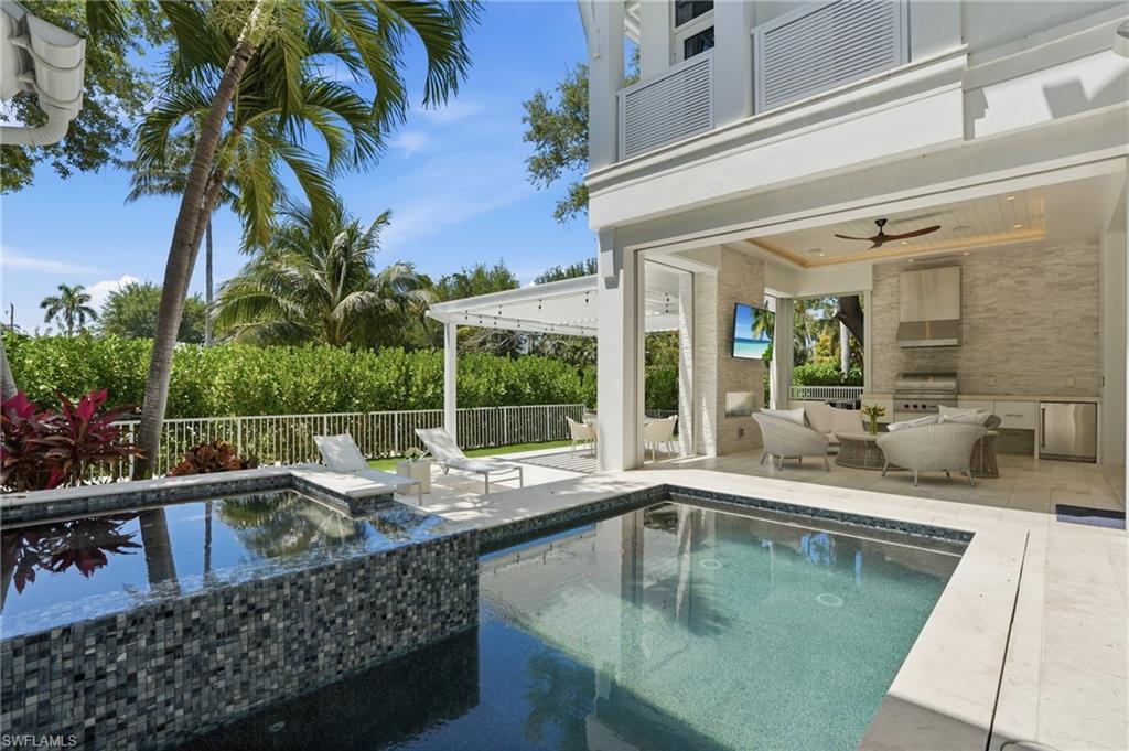 OLDE NAPLES - Residential