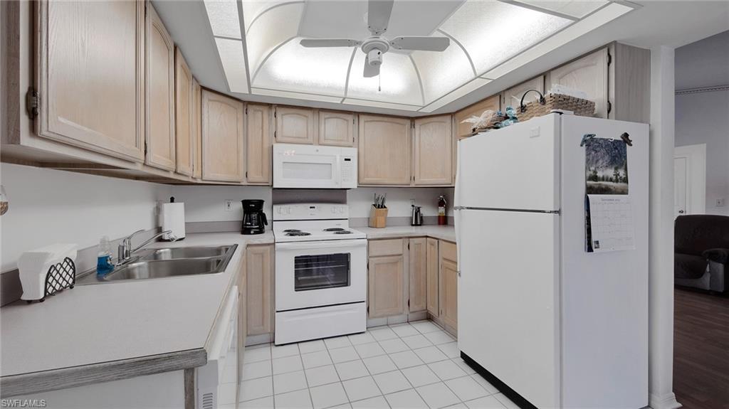 FORT MYERS SHORES - Residential
