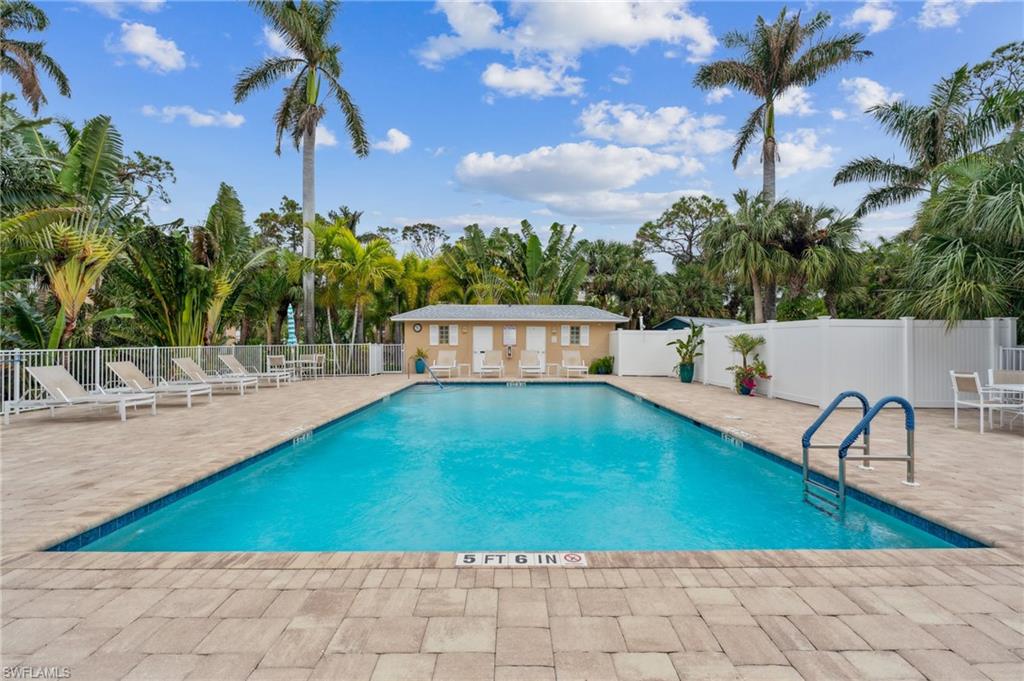 NAPLES SANDPIPER BAY CLUB - Residential