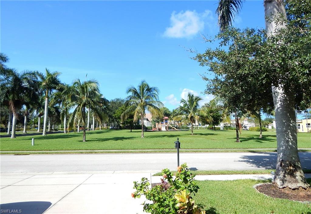 CORAL LAKES - Residential