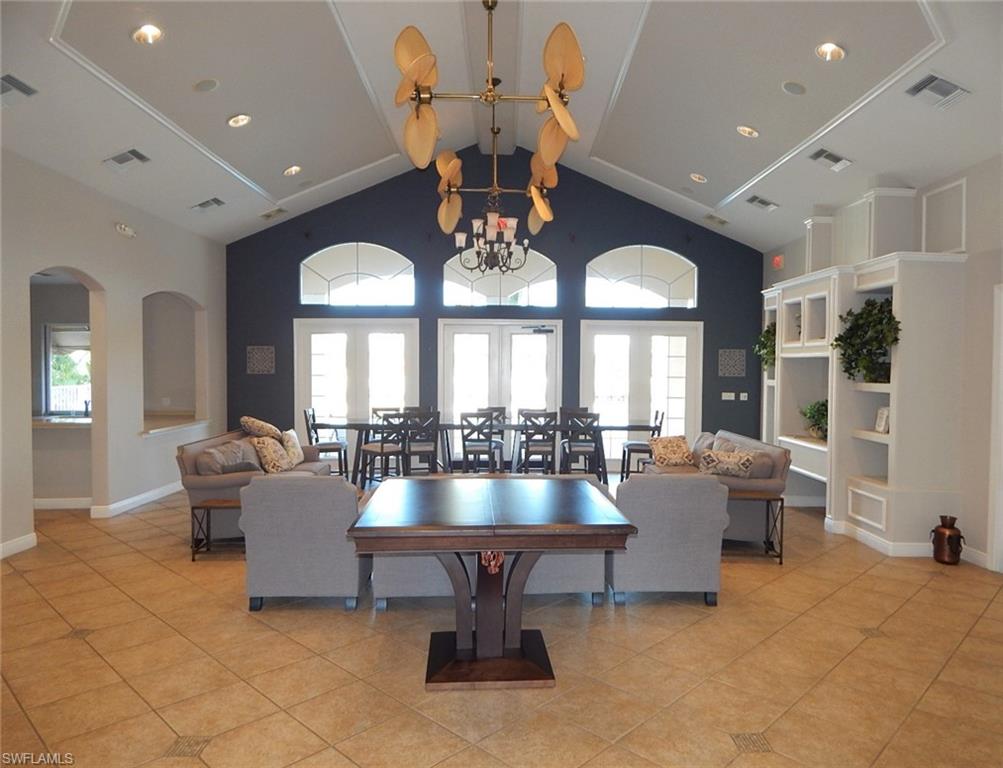 CORAL LAKES - Residential