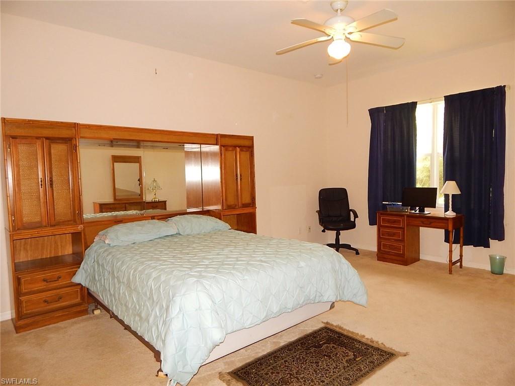 CORAL LAKES - Residential