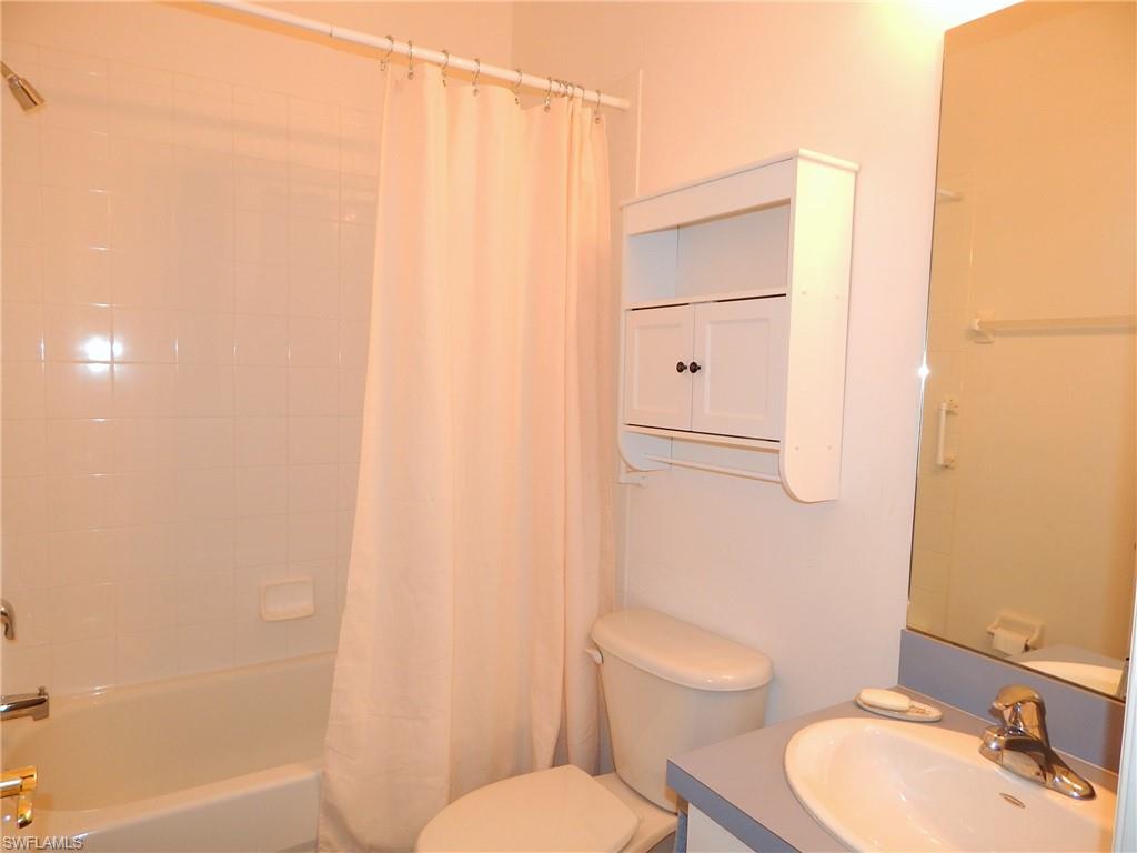 CORAL LAKES - Residential