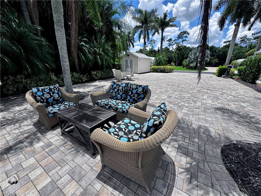 RIVERBEND MOTORCOACH RESORT - Land