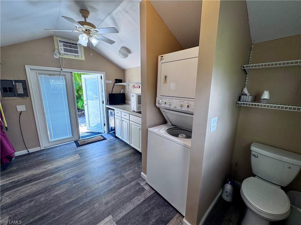 RIVERBEND MOTORCOACH RESORT - Land