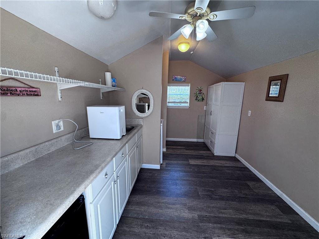 RIVERBEND MOTORCOACH RESORT - Land