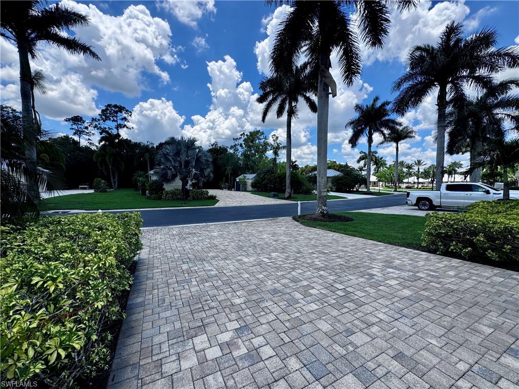 RIVERBEND MOTORCOACH RESORT - Land