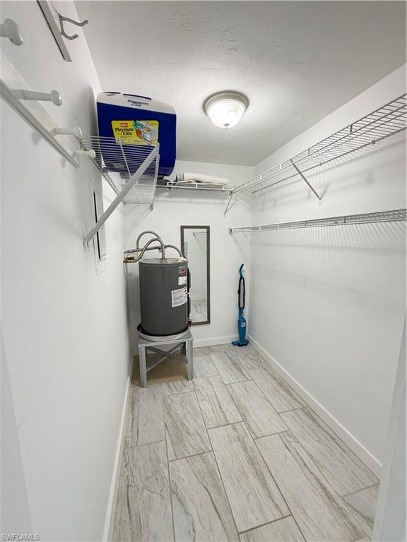 ROYAL HARBOR - Residential Lease