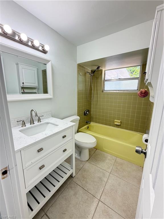 ROYAL HARBOR - Residential Lease