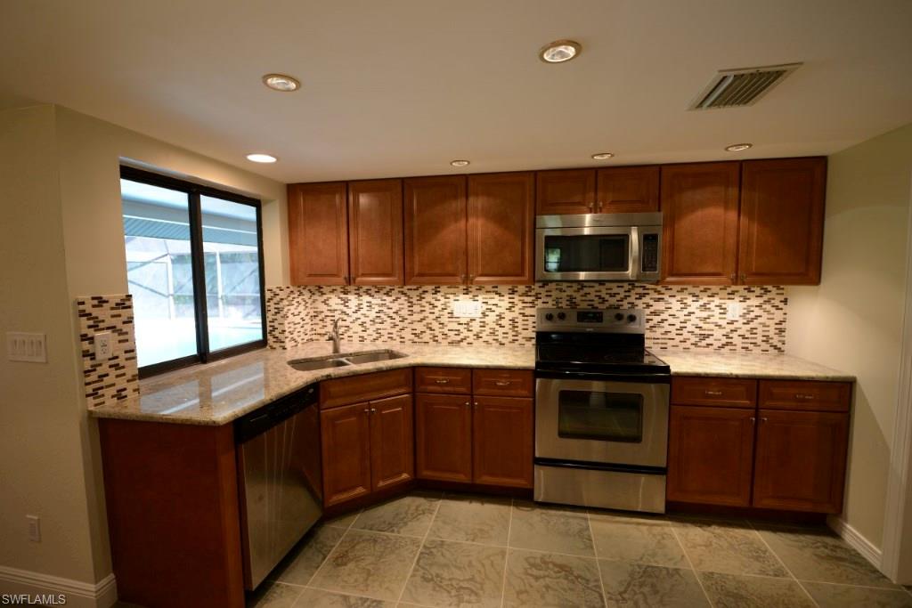 EAGLE RIDGE - Residential