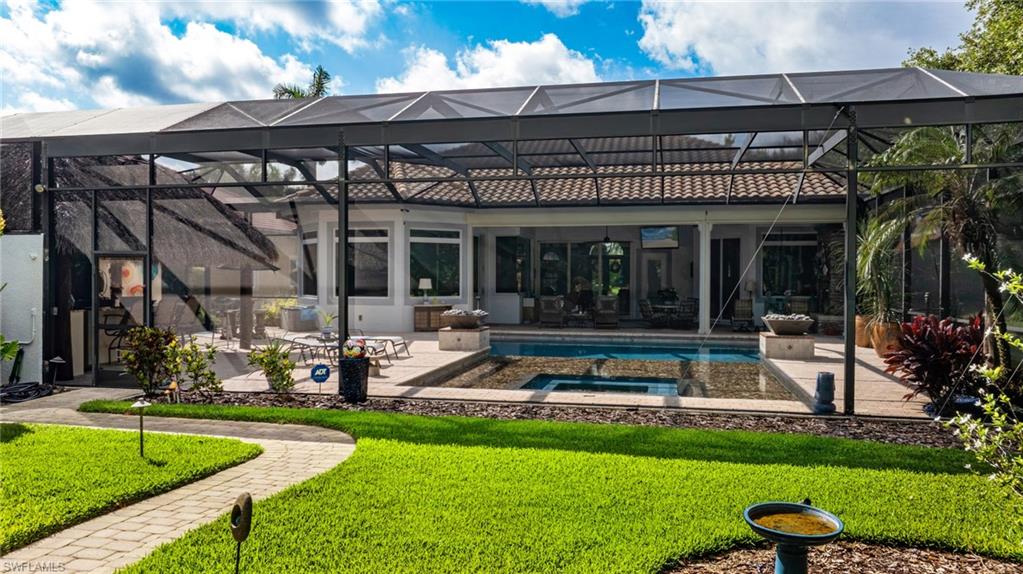 GRANDE ESTATES - Residential Lease