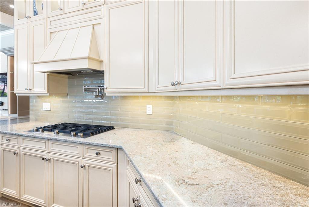 GRANDE ESTATES - Residential Lease