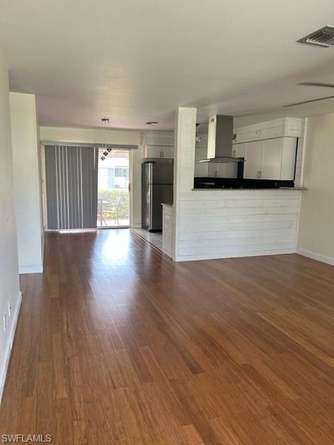 COCOHATCHEE VILLAS - Residential Lease