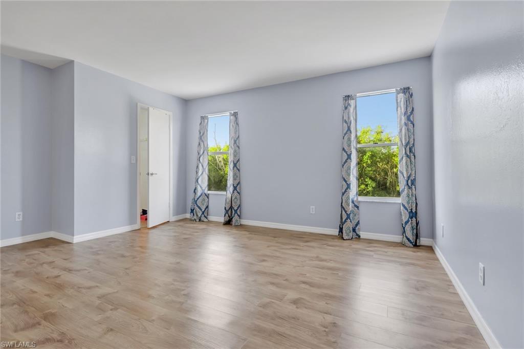 ISLAND PARK WOODS - Residential Lease