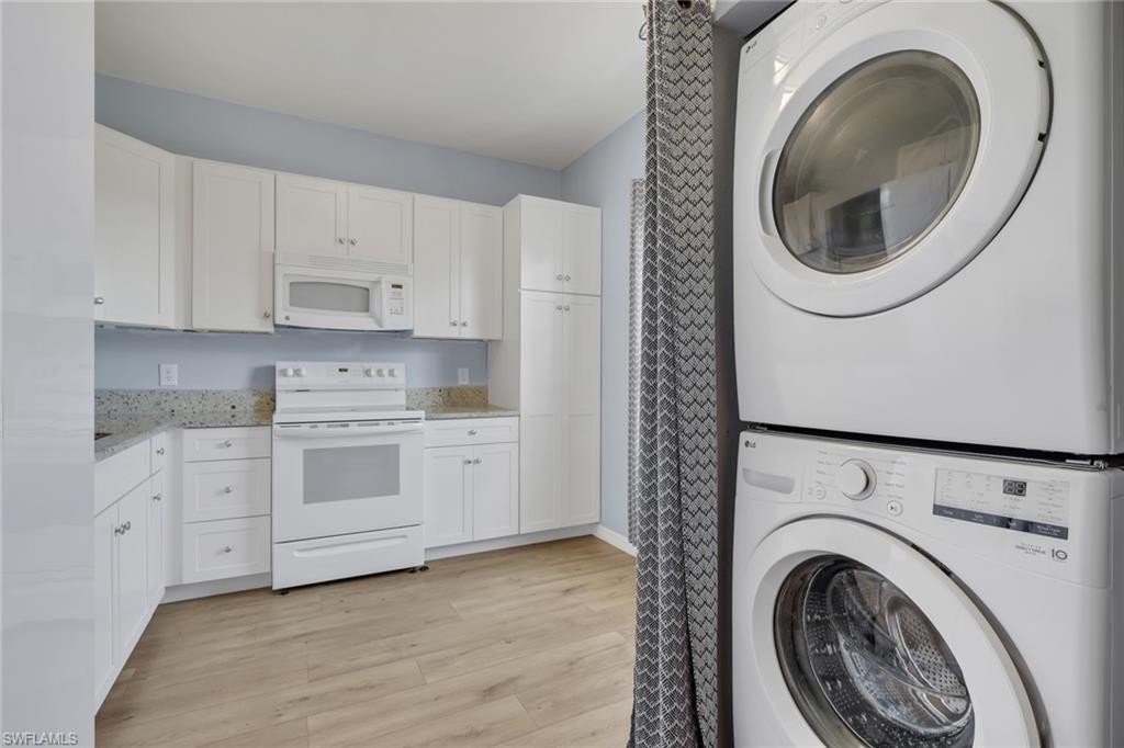 ISLAND PARK WOODS - Residential Lease