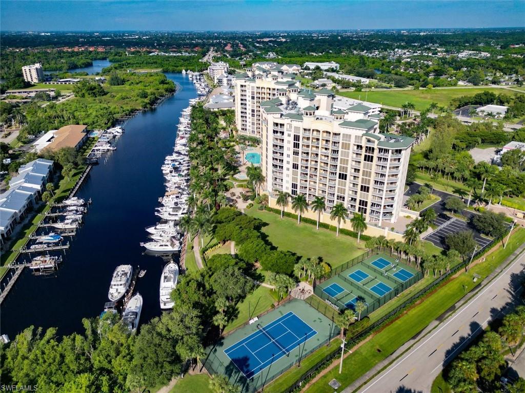 NORTH STAR YACHT CLUB - Residential