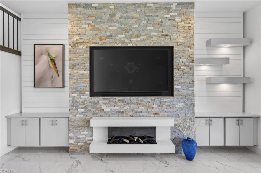 RIVERCREEK IN ESTERO - Residential