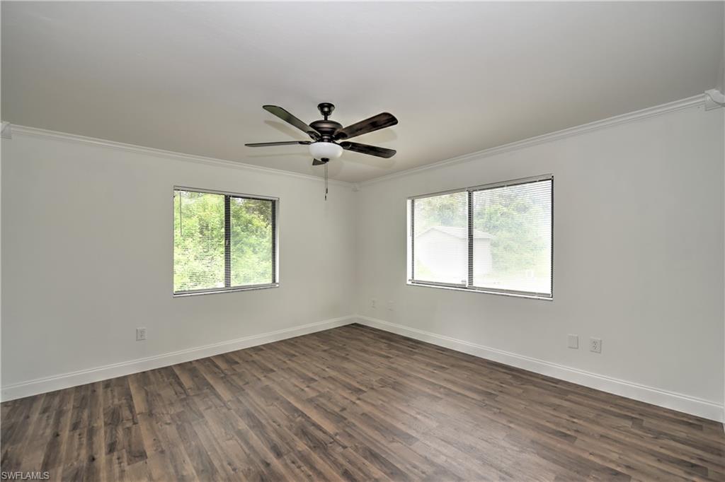 TWIN LAKE ESTATES - Residential