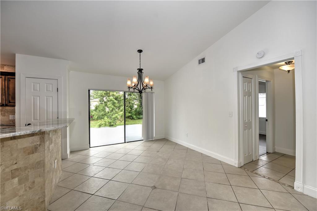 TWIN LAKE ESTATES - Residential