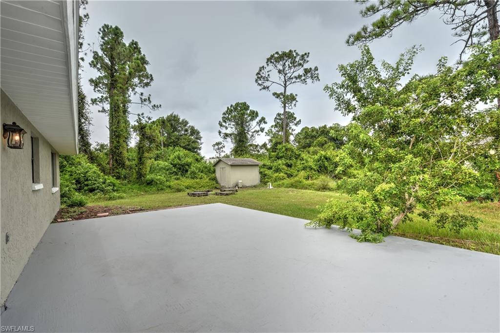 TWIN LAKE ESTATES - Residential