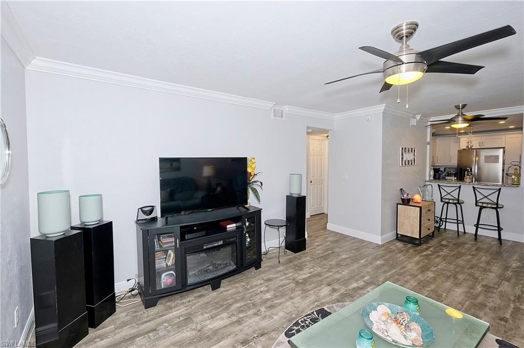 WHISKEY CREEK - Residential