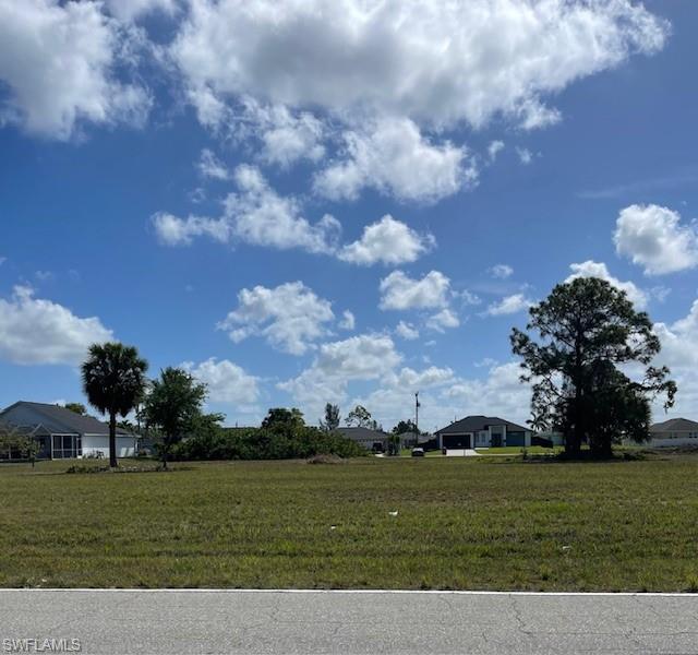 CAPE CORAL - Land