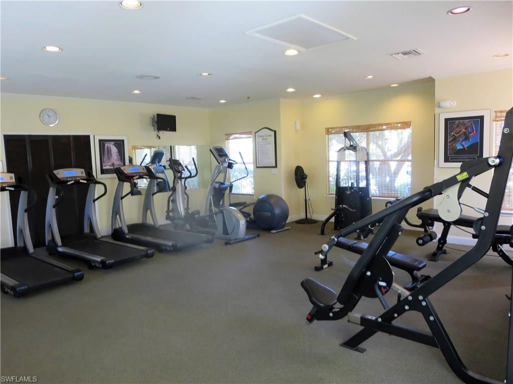 VENETIAN PALMS - Residential