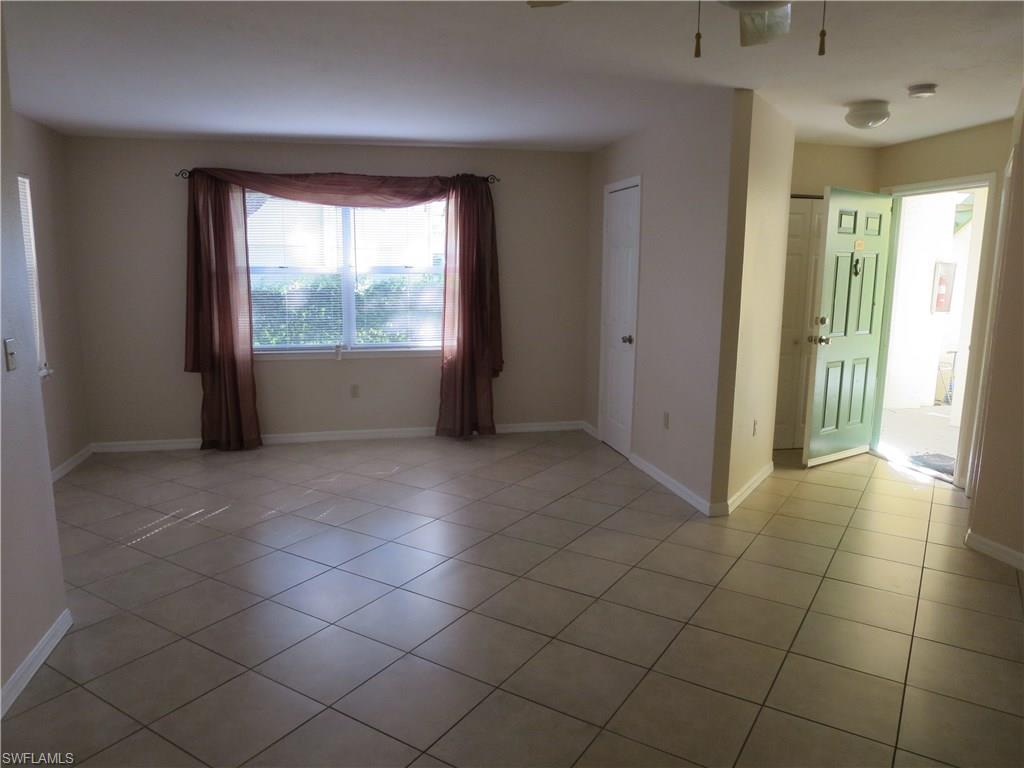 VENETIAN PALMS - Residential