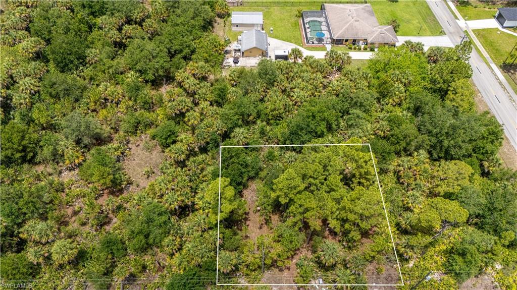 LEHIGH ACRES - Land