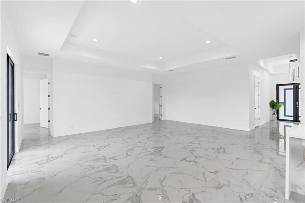 PORT LABELLE - Residential