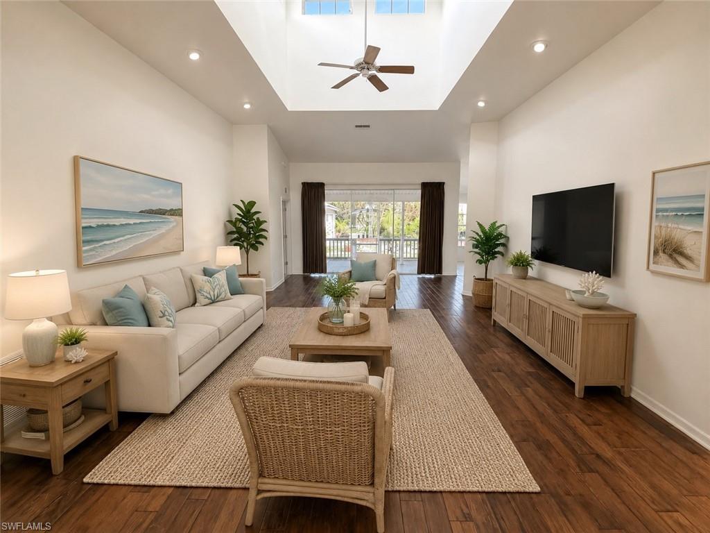 IMPERIAL SHORES - Residential