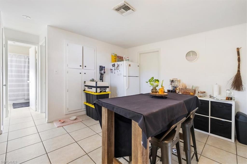 NAPLES PARK - Residential Income