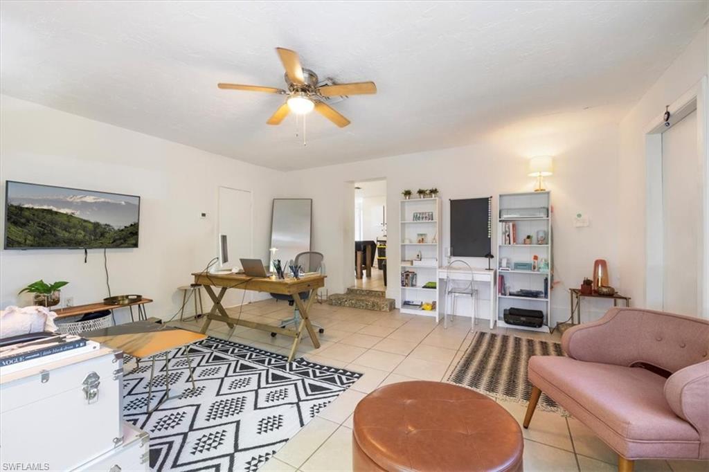 NAPLES PARK - Residential Income