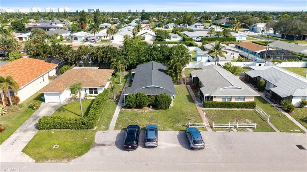 NAPLES PARK - Residential Income