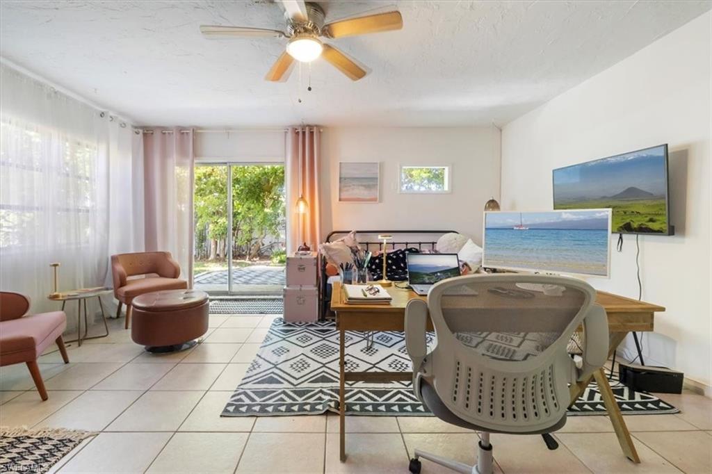 NAPLES PARK - Residential Income