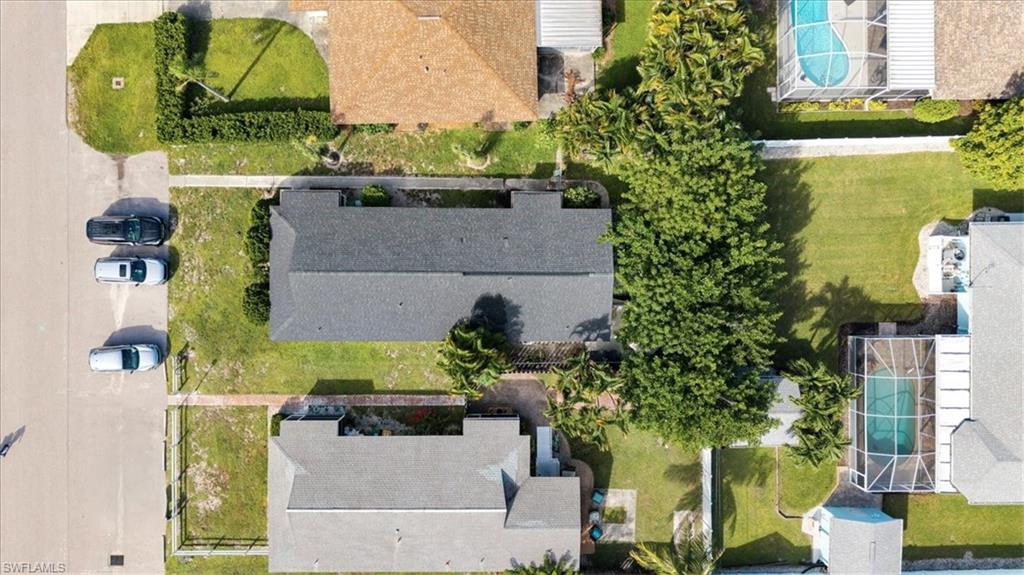 NAPLES PARK - Residential Income
