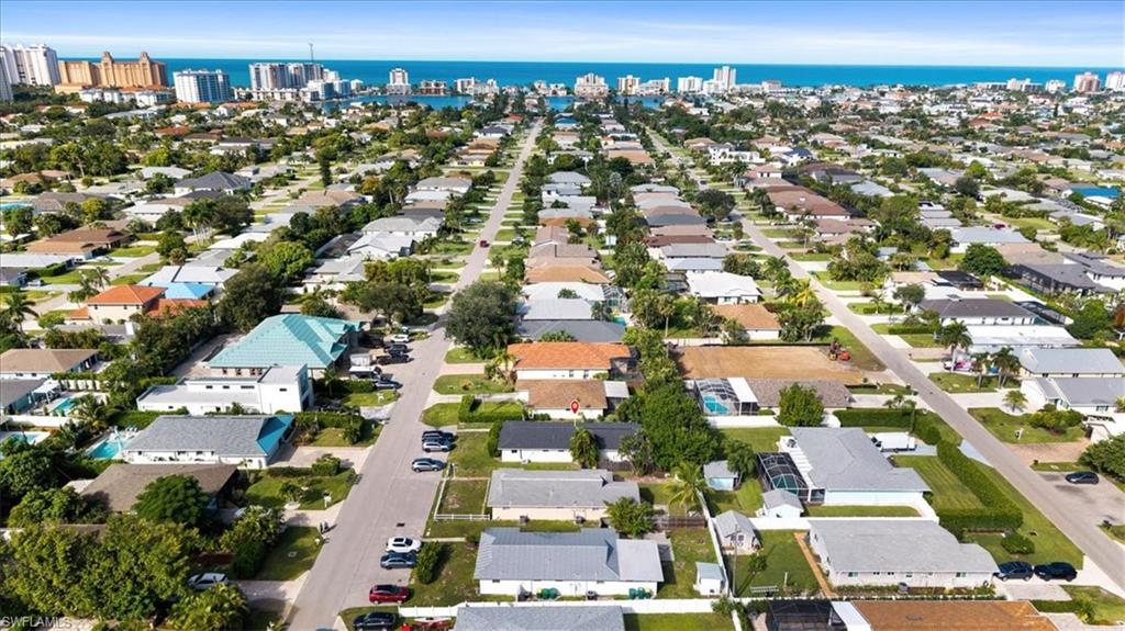 NAPLES PARK - Residential Income