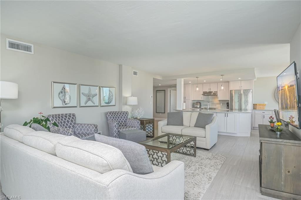 VANDERBILT BAY - Residential