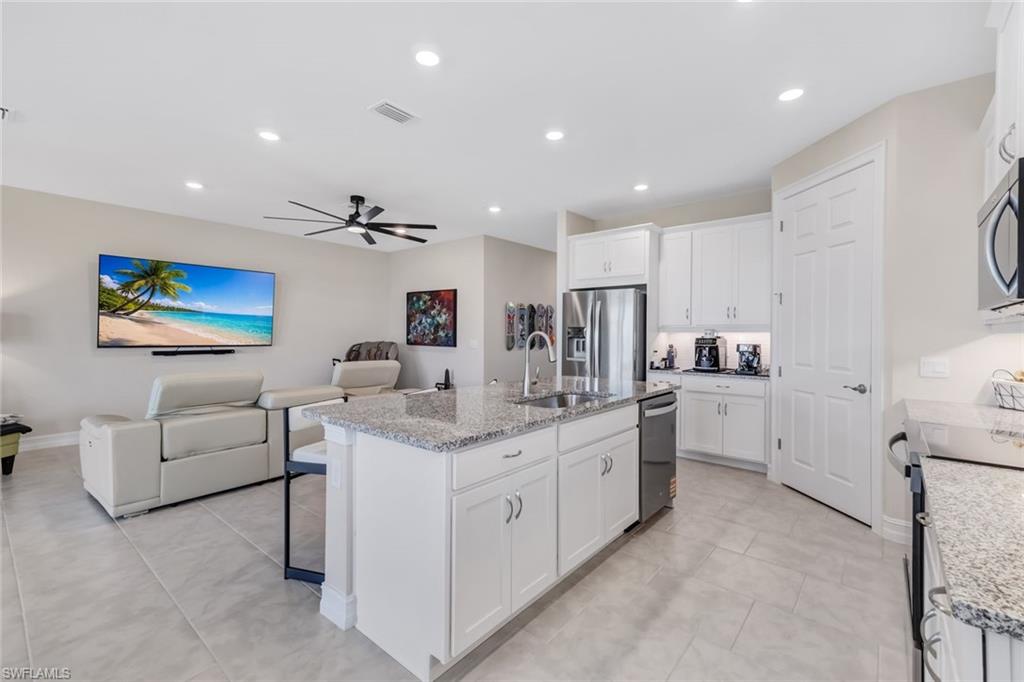 STONEWATER - Residential