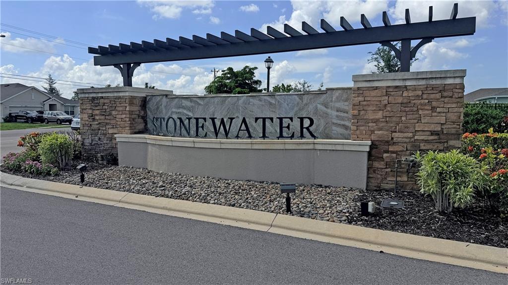 STONEWATER - Residential