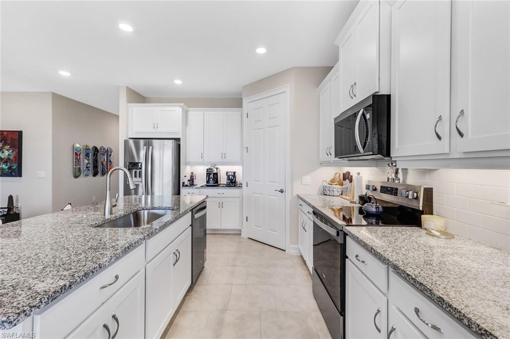 STONEWATER - Residential