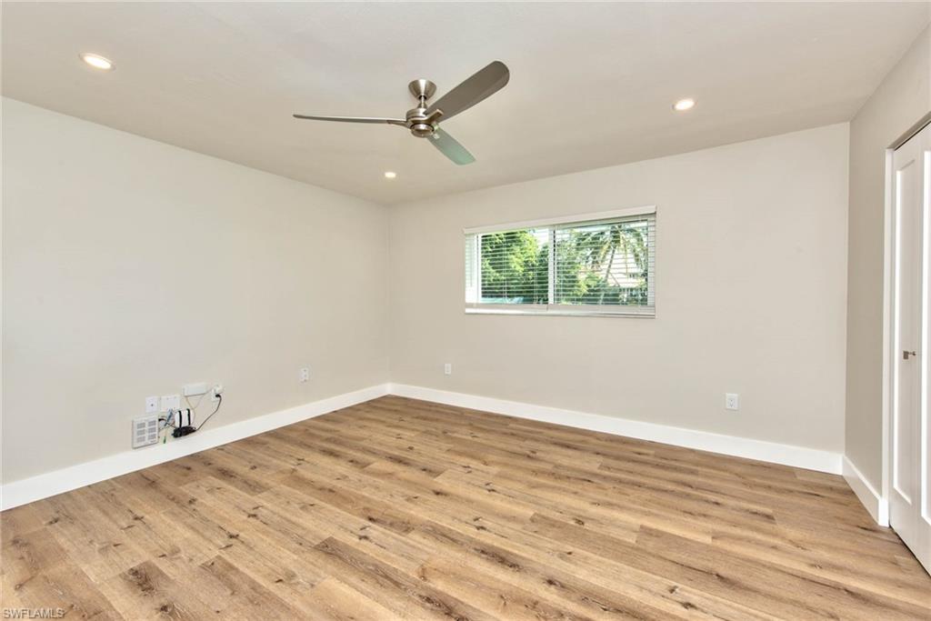 SWAN LAKE CLUB - Residential