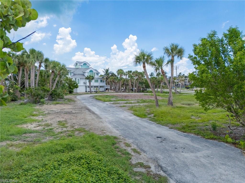 PALM LAKE - Land