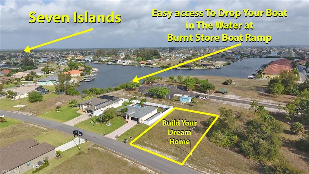 CAPE CORAL - Land