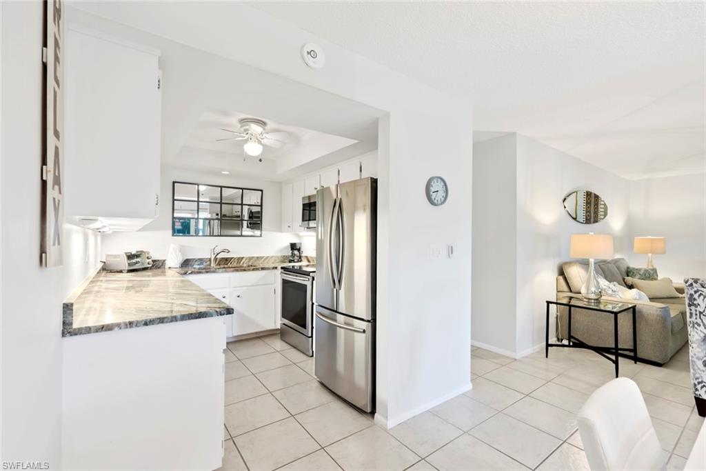 GLADES COUNTRY CLUB - Residential