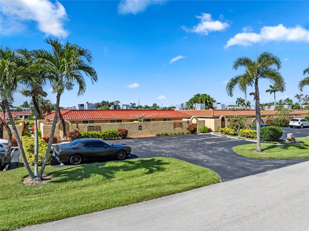 GLADES COUNTRY CLUB - Residential