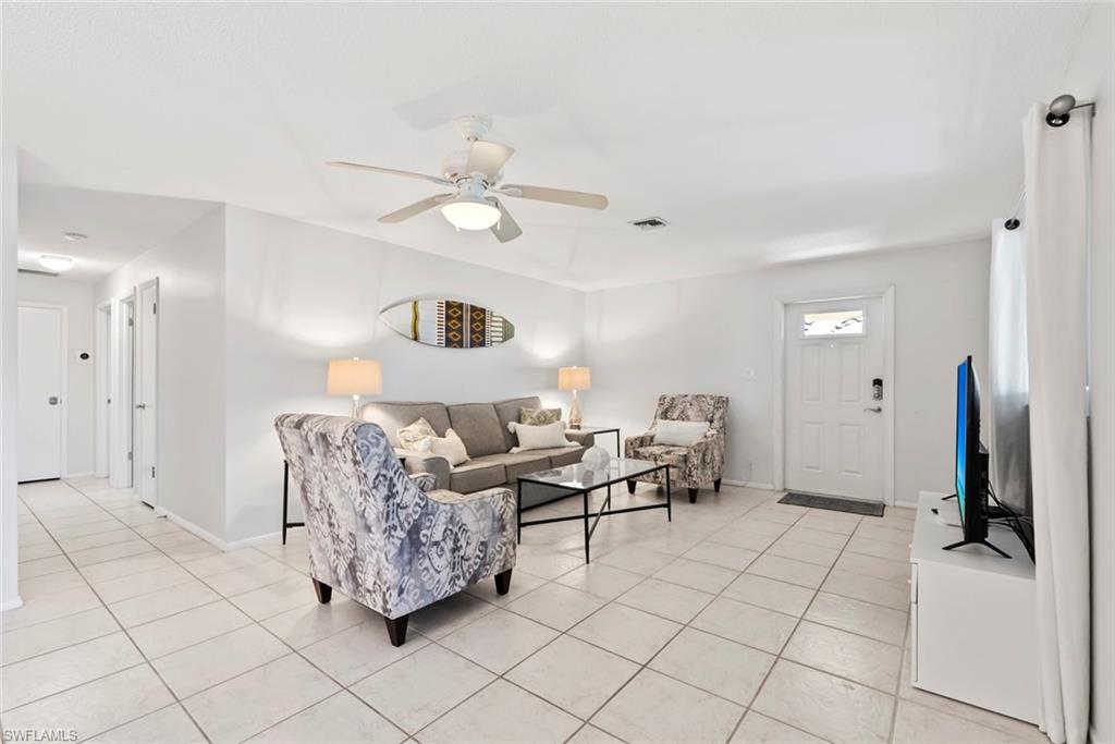 GLADES COUNTRY CLUB - Residential