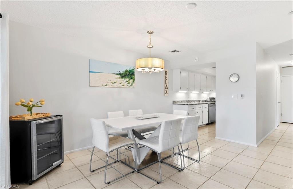 GLADES COUNTRY CLUB - Residential