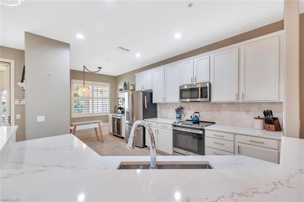 LAKE BARRINGTON - Residential